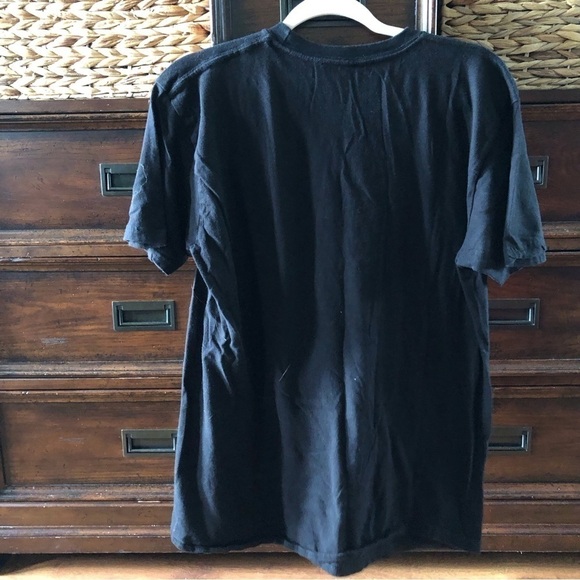 Stunner black "Strong as a Mother" graphic tee in size 1x - Picture 4 of 4